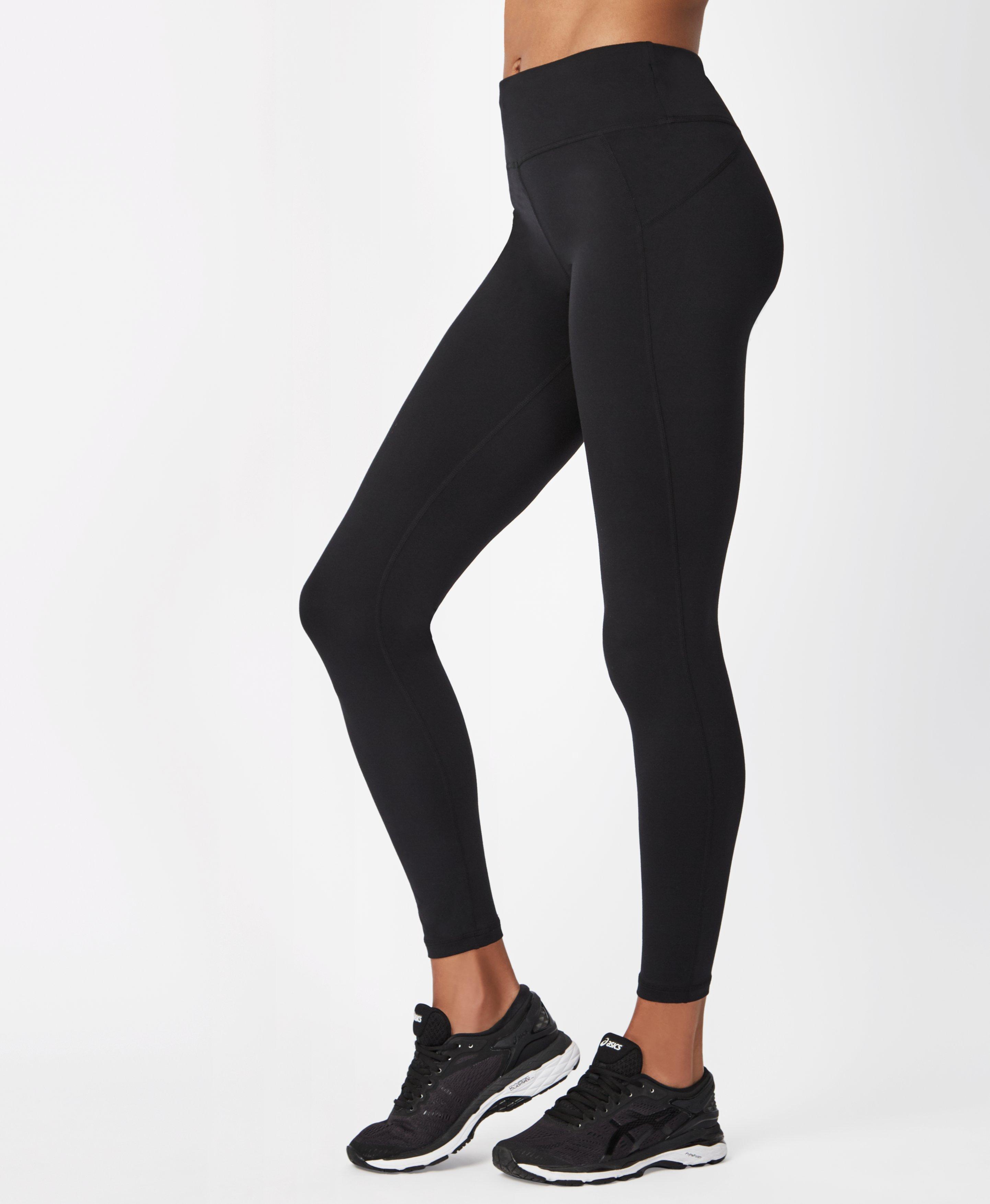 black workout leggings