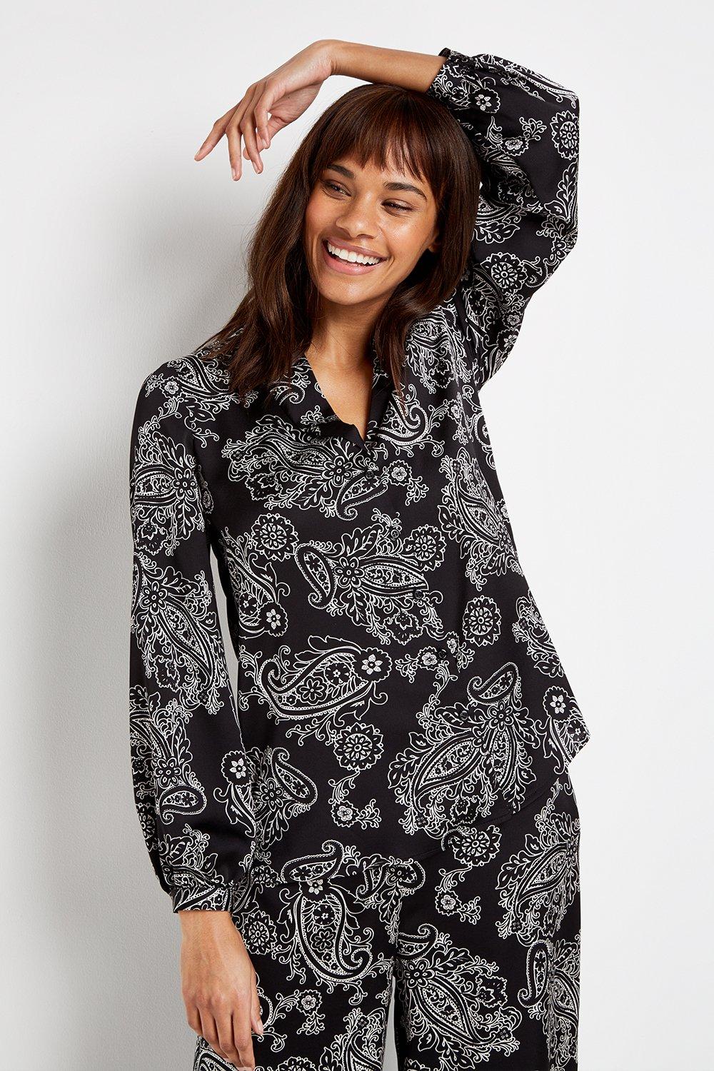 The Stylish Shirt To Add To Your Collection. A Monochrome Colourway Is Chic And Easy To Pair, Whilst An On-Trend Paisley Print And Sleeve Detilaing Bring Added Style. Wear With Jeans And Black Ankle Boots For Easy Everyday Style.  Top V-Neck Buttoned Long