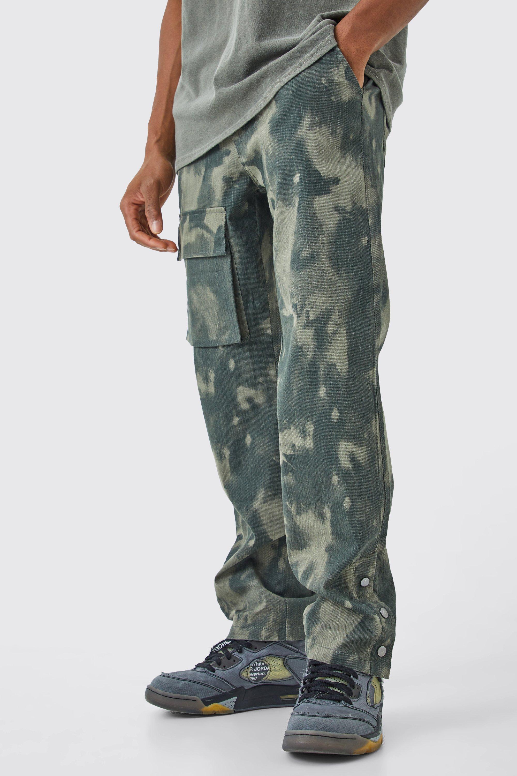 Image of Pantaloni Cargo Slim Fit in fantasia militare con bottoni a pressione sul fondo, Verde