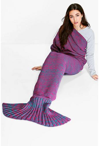 Twist Yarn Mermaid Tail Blanket