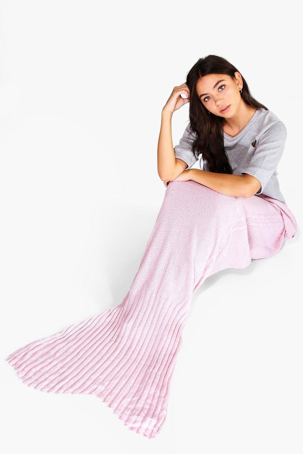 Metallic Pink Knitted Mermaid Tail Blanket Boohoo