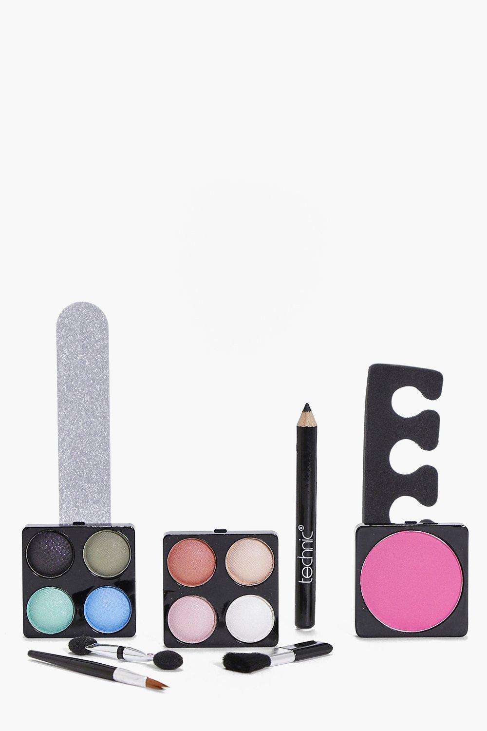 http://i1.adis.ws/i/boohooamplience/dzz71353_multi_xl_2?$product_page_thumbnail$