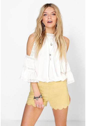 Jenny Scallop Hem Suedette Short