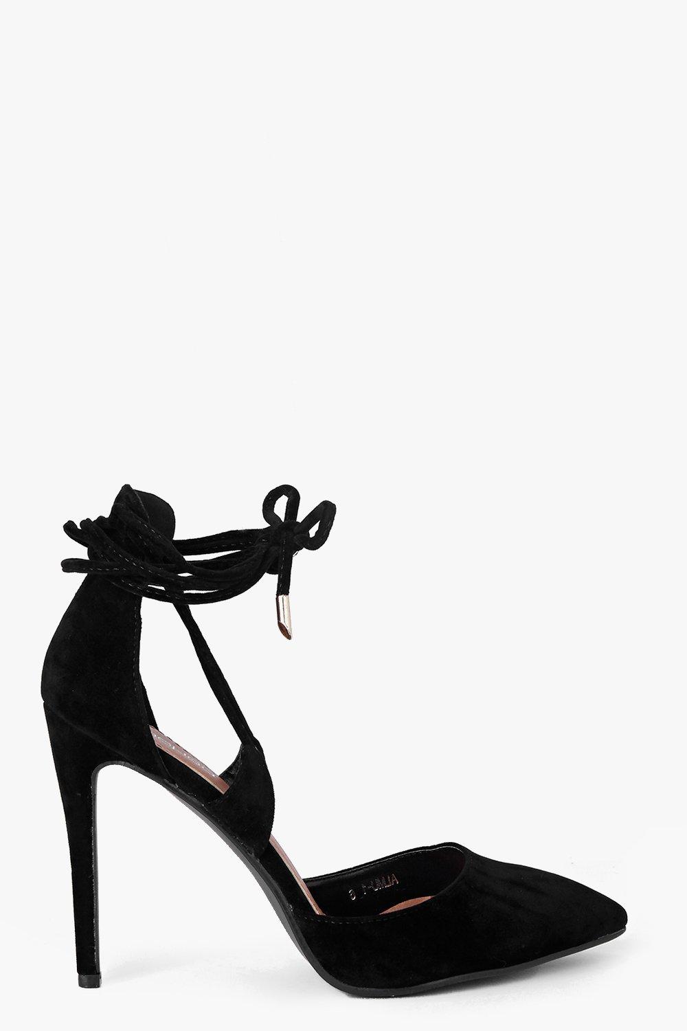 pointed shoes with strap