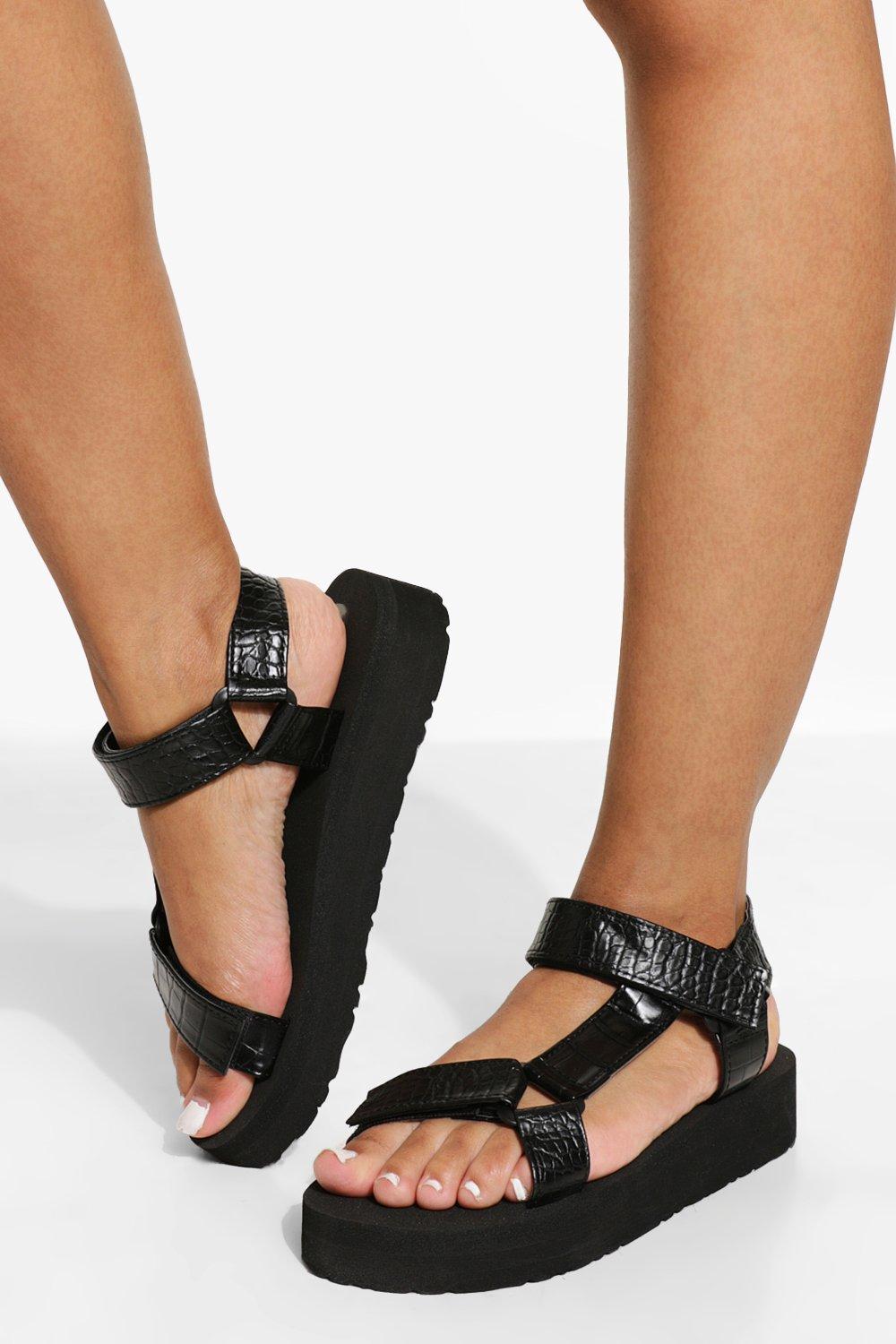 Sandaler Med Krokodilskinnseffekt, Black