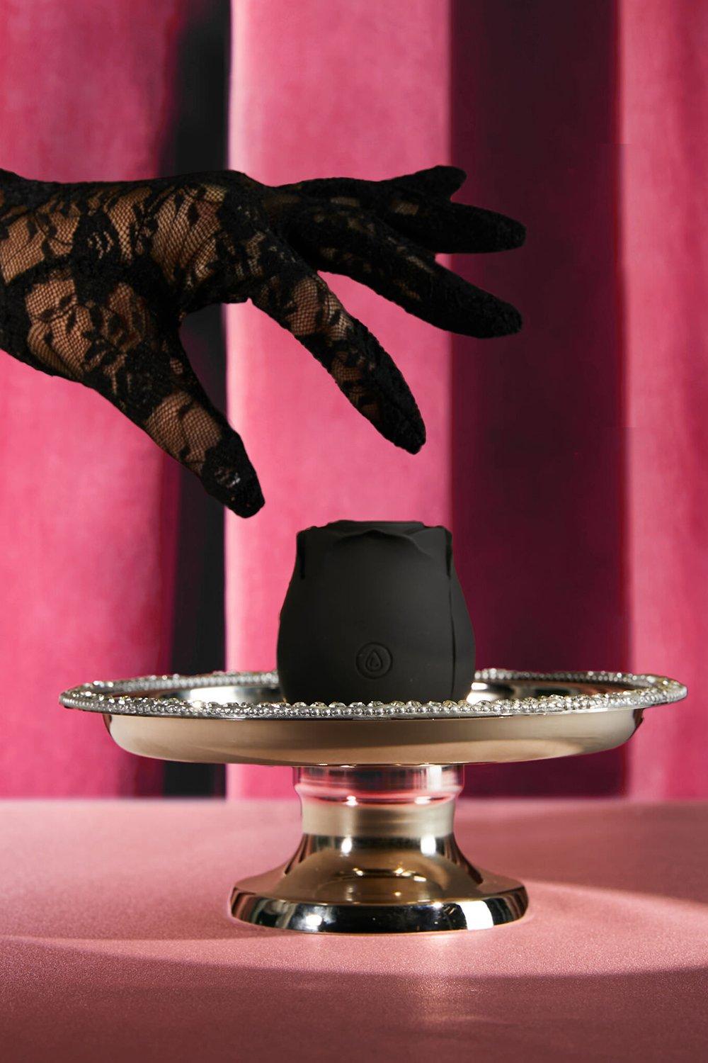 Image of Vibratore a suzione a forma di rosa - noir, Nero