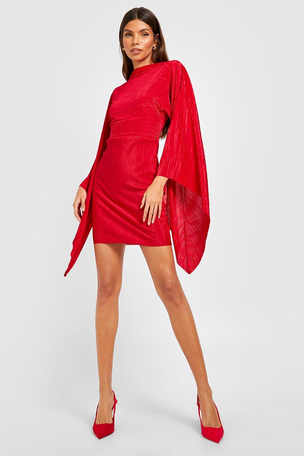 Boohoo - Plisserad klänning med cape, red