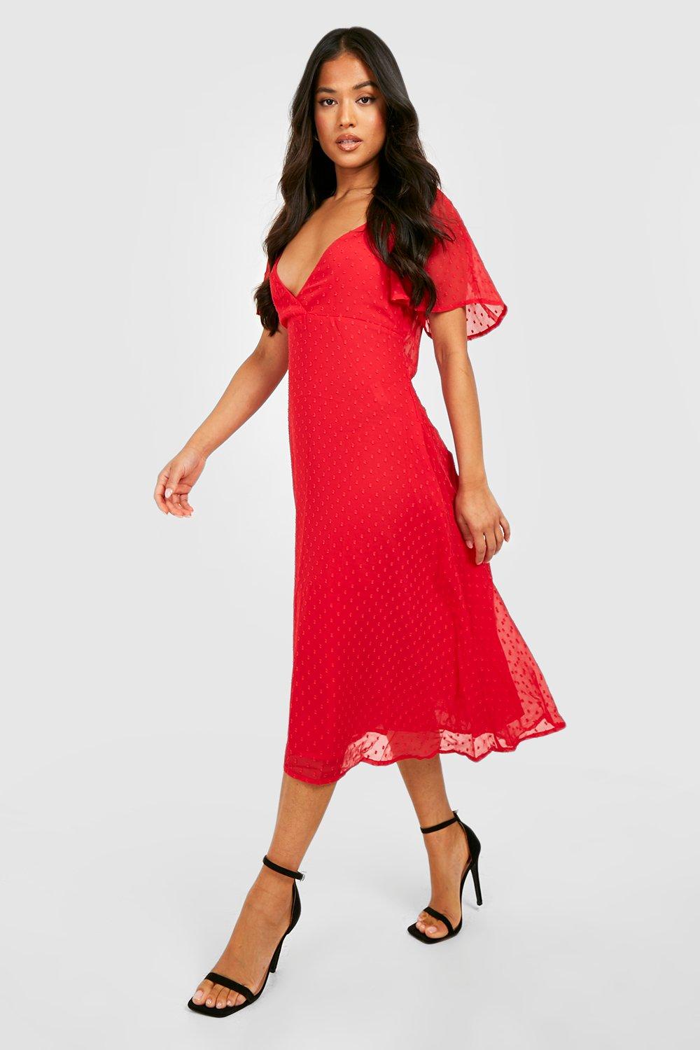 Boohoo Petite Dobby Mesh Midi Jurk Met Engelenmouwen, Red