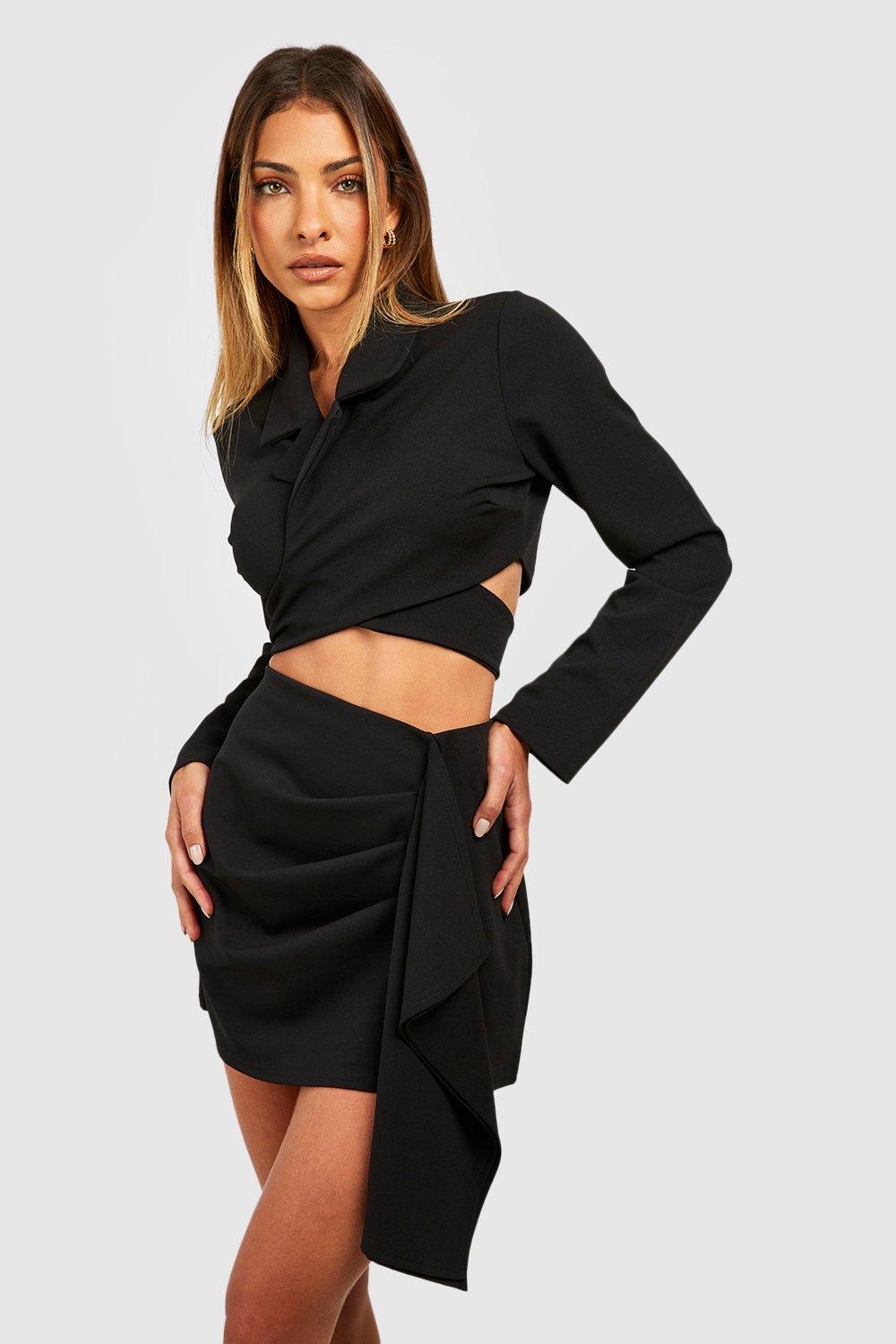 Boohoo Korte Crêpe Blazer Met Rug Strik, Black