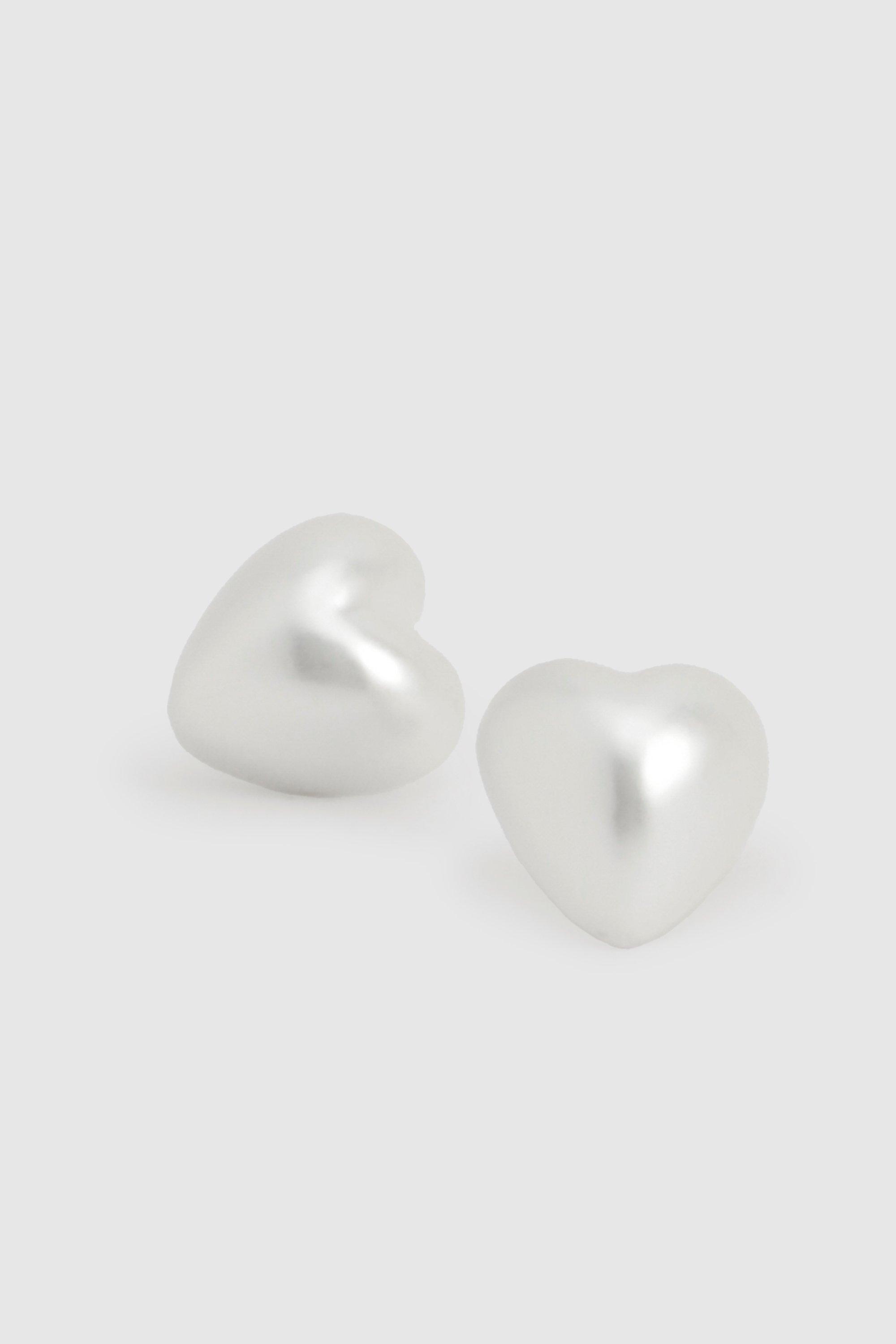 Image of Pearl Heart Stud Earrings, Bianco