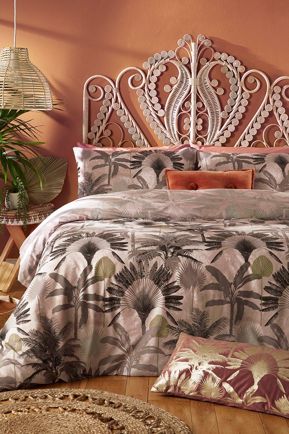 Picture of Malaysian Palm Super King Duvet Set