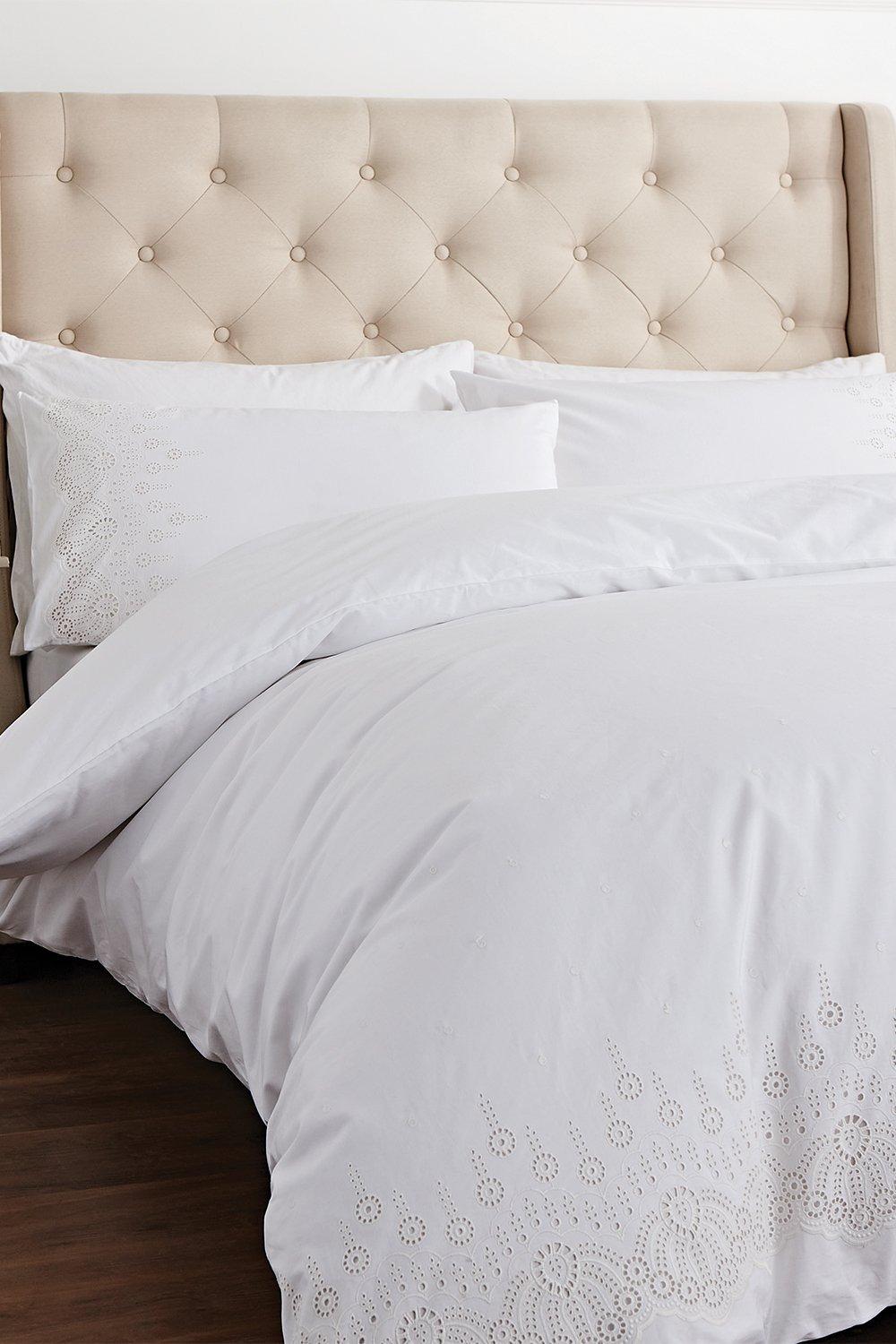 Picture of Embroidery Anglaise Double Duvet Set