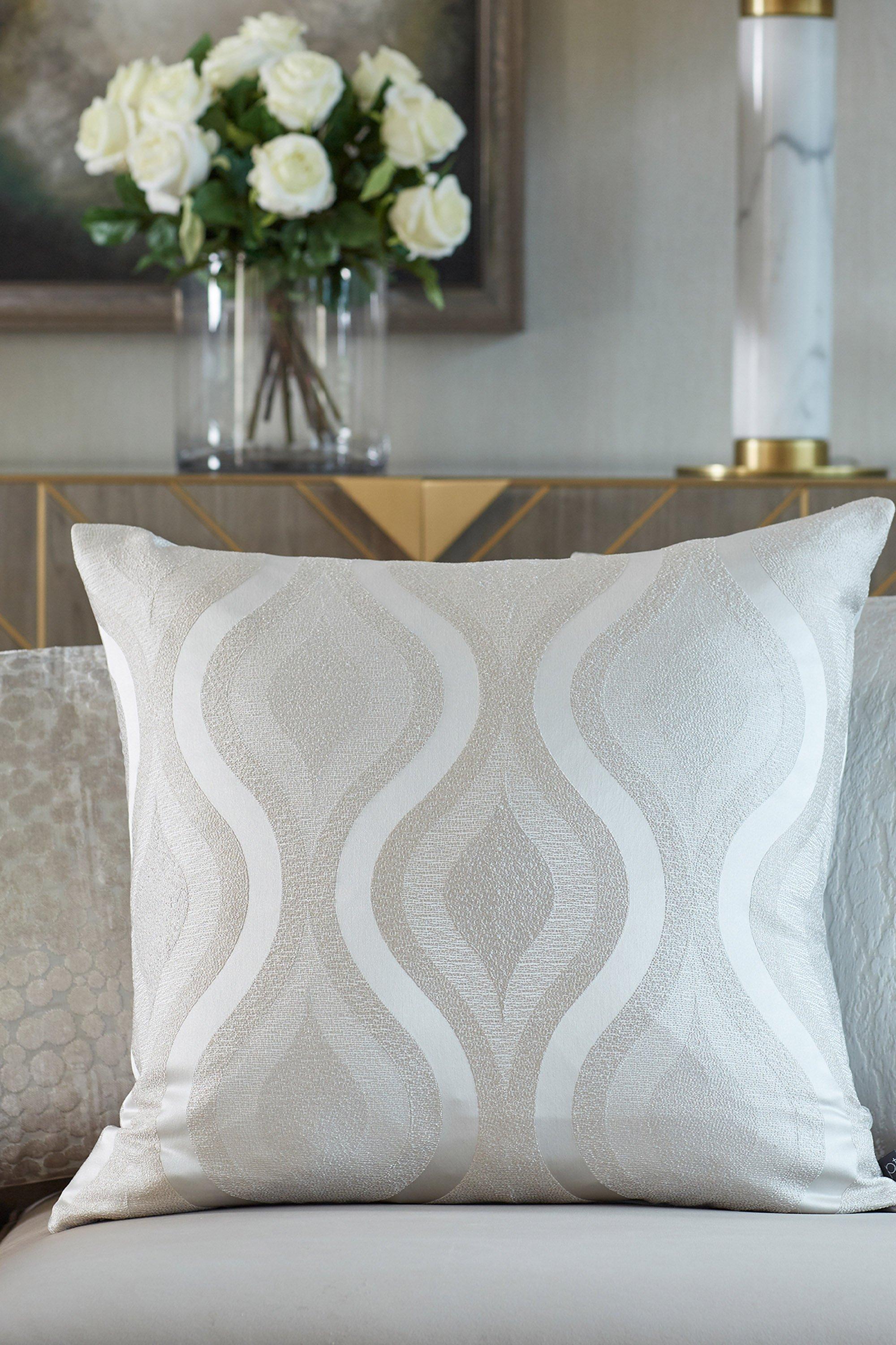 Picture of Deco Alabaster Cushion