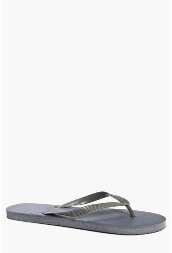 Plain Flip Flops