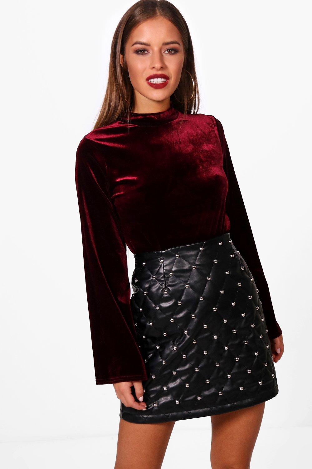 turtleneck flare sleeve top