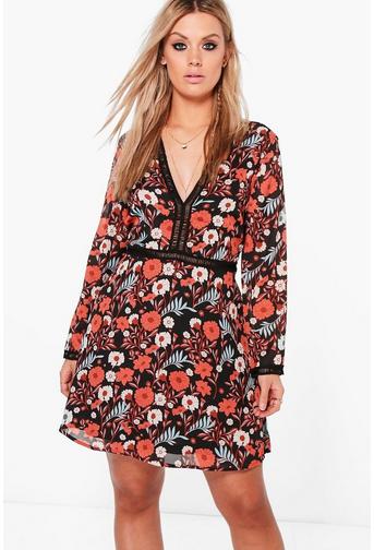 Plus Claudia Floral Plunge Shift Dress