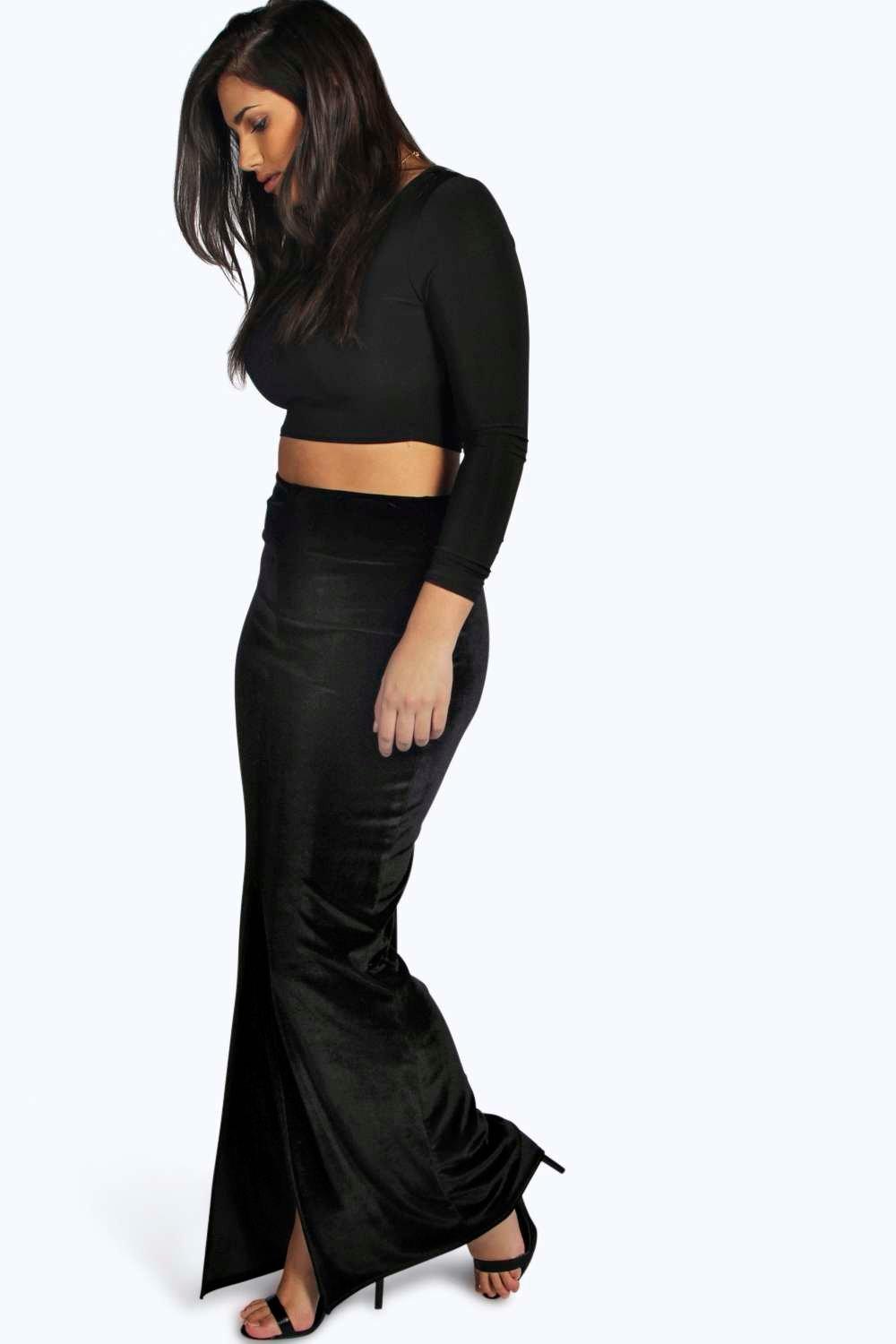 boohoo Plus Sasha Velvet Split Front Maxi Skirt - black