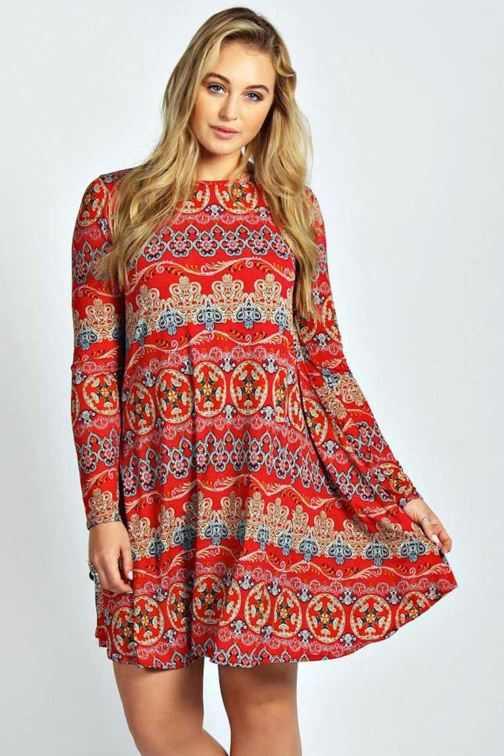 Plus Donna Paisley Long Sleeve Swing Dress At