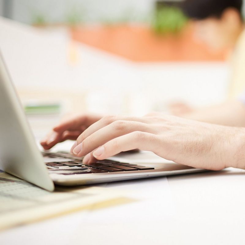 Work professional discovering new ways to defend data with Canon