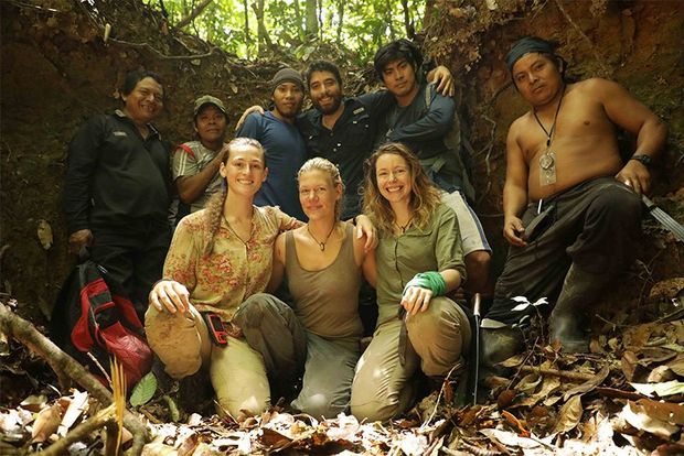A group photograph by Jon Williams of the expedition members in the Guyana jungle.