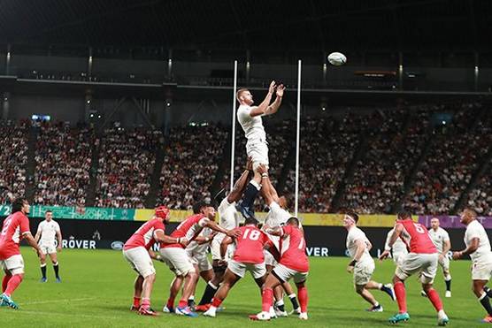 George Kruis of England wins a lineout during the England v Tonga match at Rugby World Cup 2019™.