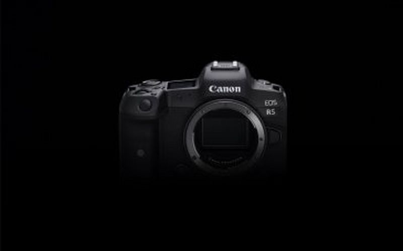 Canon reveals further EOS R5 details - shutting down speculation that some specs are 'impossible' 