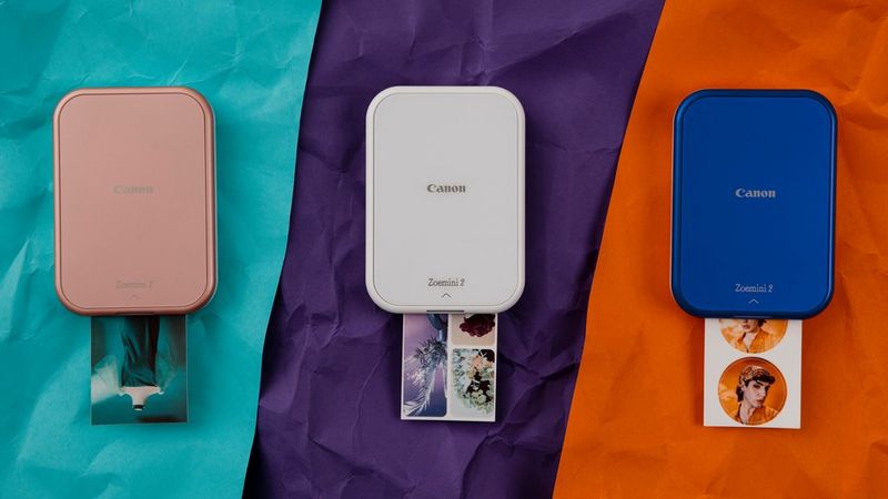 Canon Zoemini 2 in all three colours printing stickers.