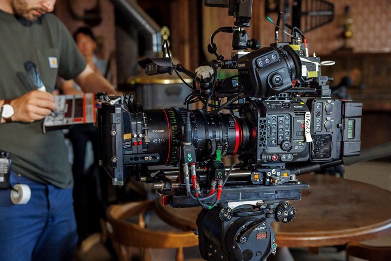 CN-E45-135mm T2.4 L F - FP Ember Films Lifestyle