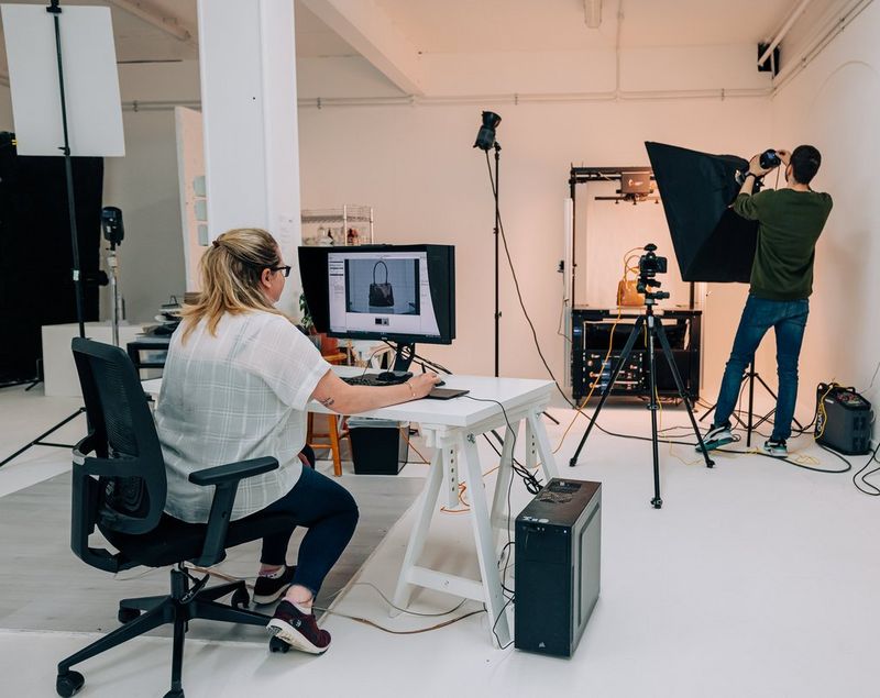 Unlock the power of the EOS R-System for your business