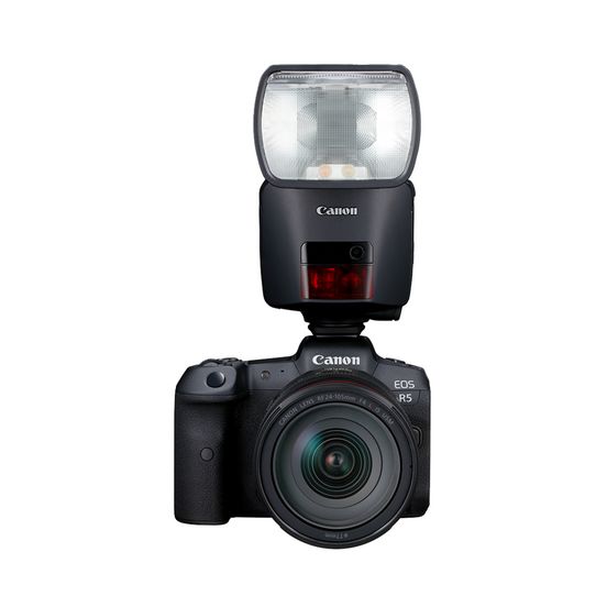 Snimka proizvoda EL-1 sprijeda na priključku za dodatnu opremu na fotoaparatu EOS R5