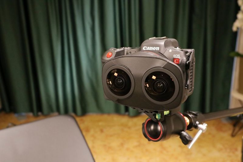 EOS R5 C RF 5.2mm F2.8L DUAL FISHEYE Canon Medical Systems Case Study 03