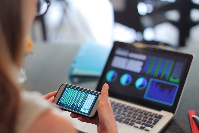 Work professional getting granular insight into single Printer/MFP and entire fleets of devices