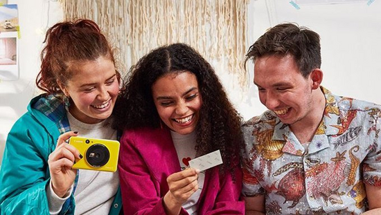 Instant Cameras & Pocket Printers