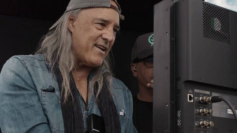 professional-display_you-might-also-be-interested-in_04