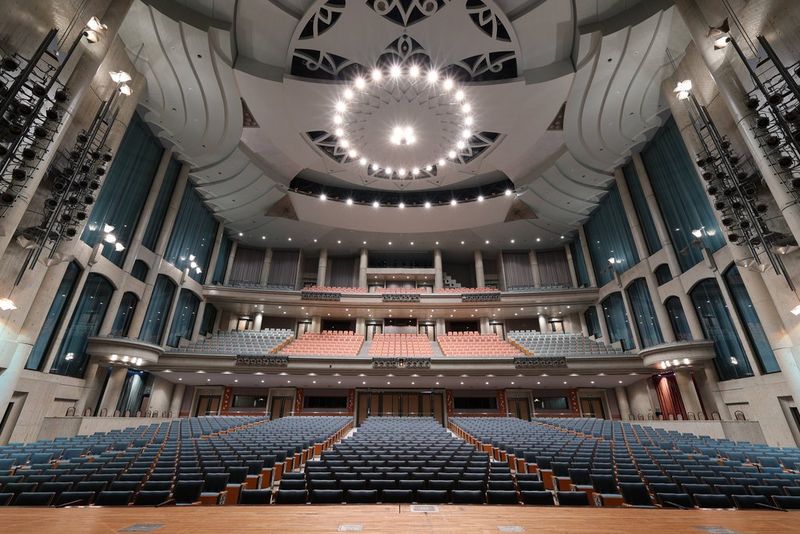 RF15-30mm F4.5-6.3 IS STM