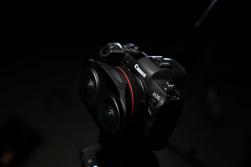 „RF 5.2mm F2.8L DUAL FISHEYE“