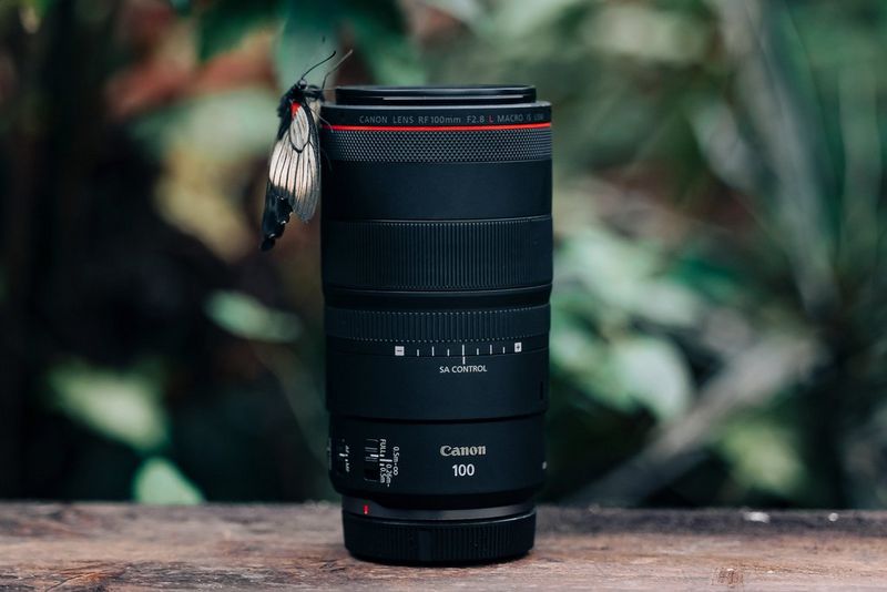 Canon RF 100mm F2.8L Macro IS USM - Canon Cyprus