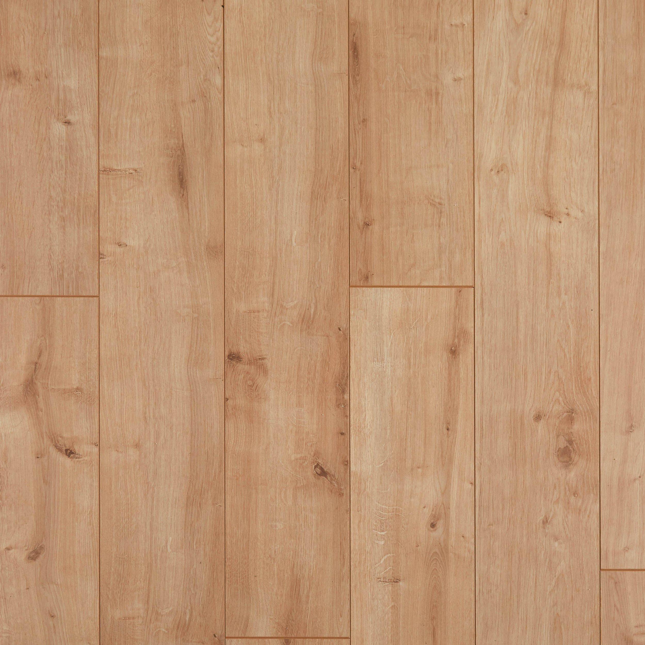 Lambent Blonde Oak Water Resistant Laminate 12mm 100578947