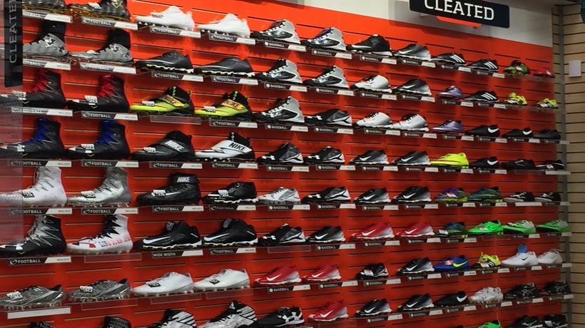 nearest place to buy shoes