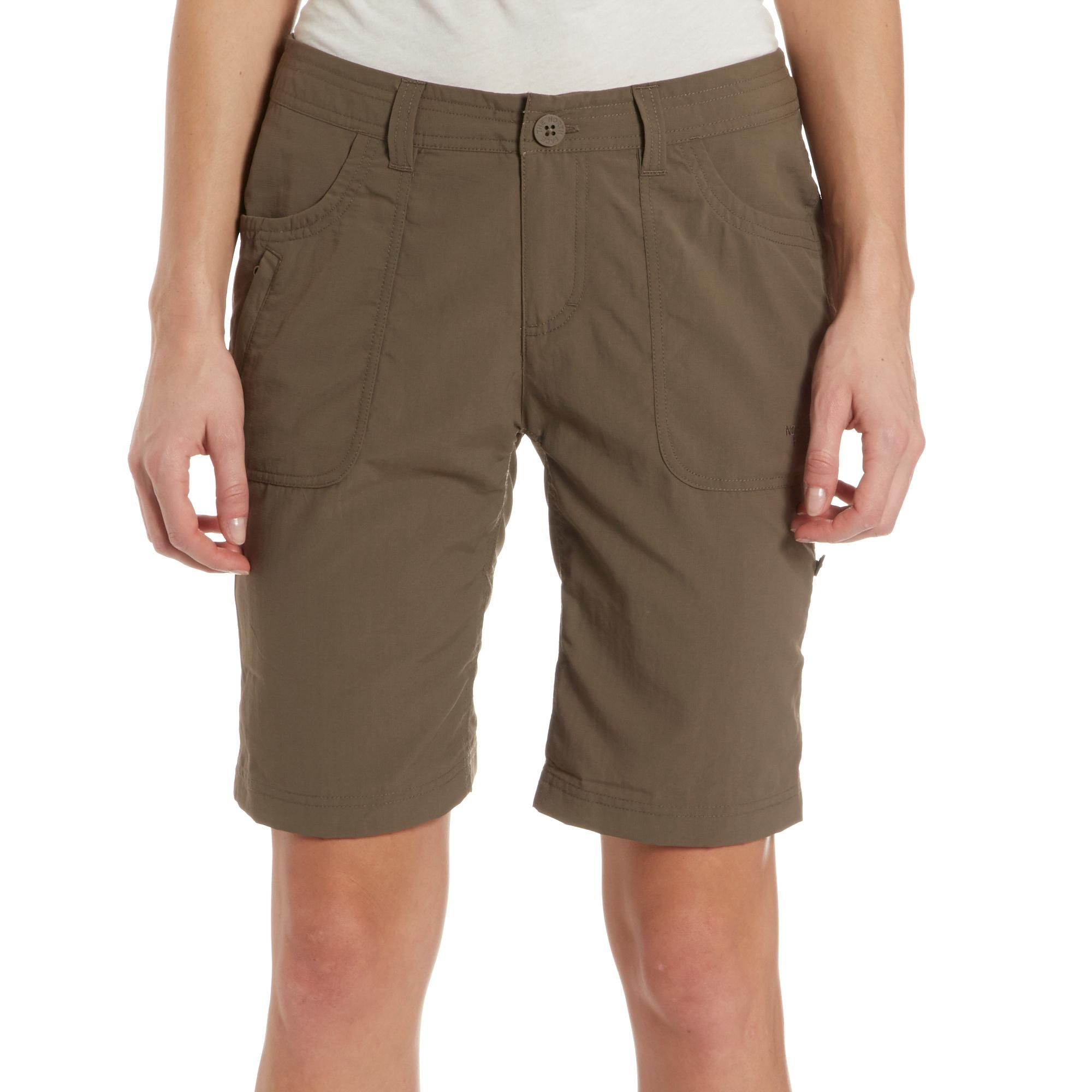 north face logo shorts