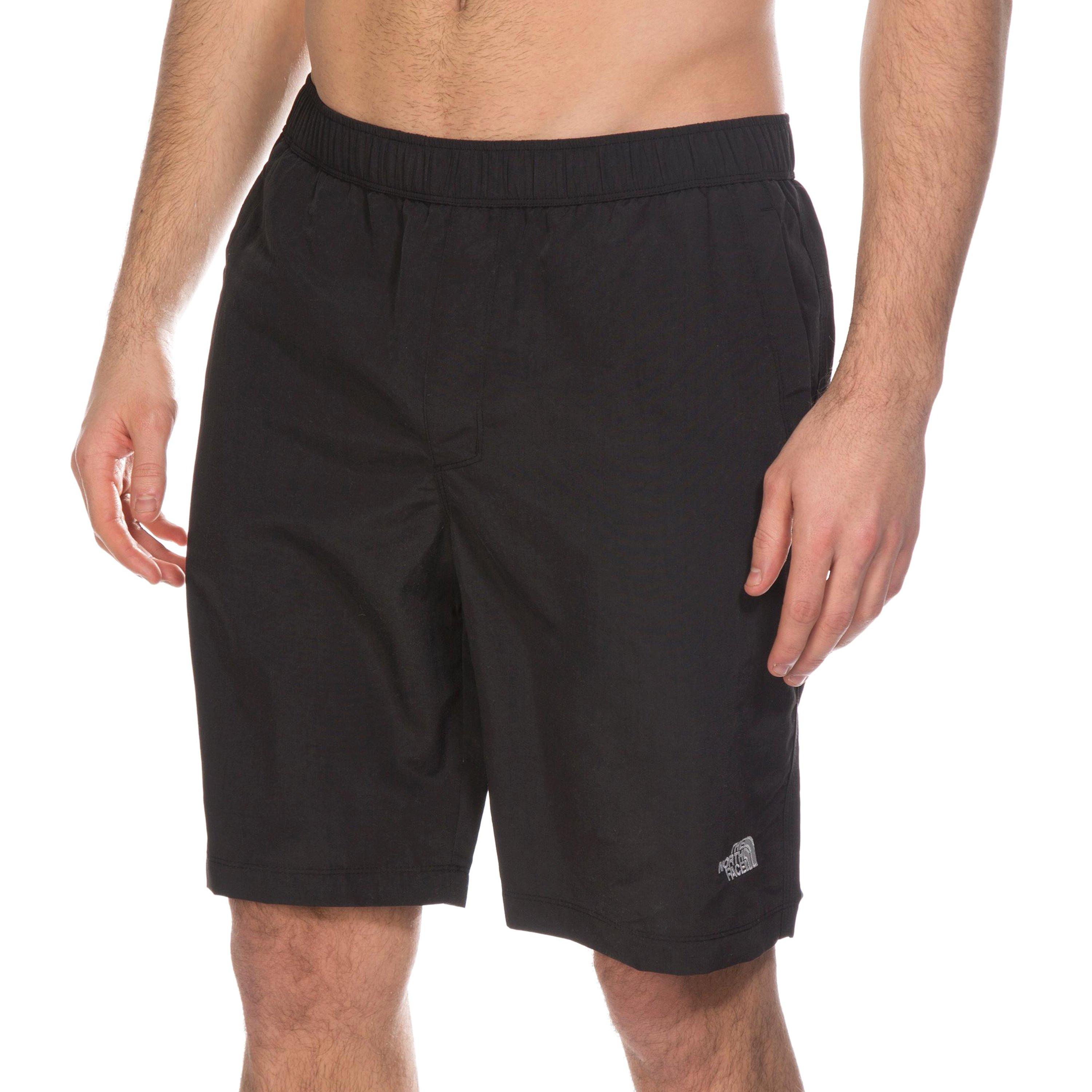 the north face train n logo shorts