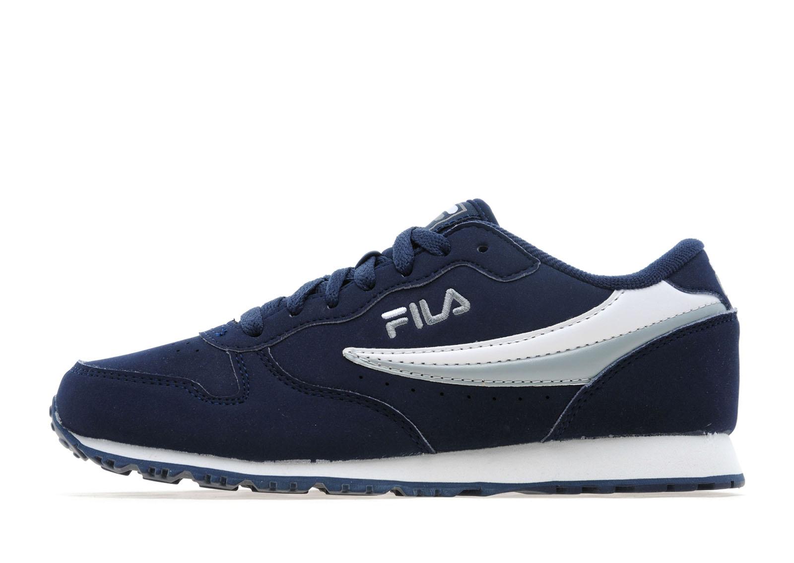 junior fila trainers