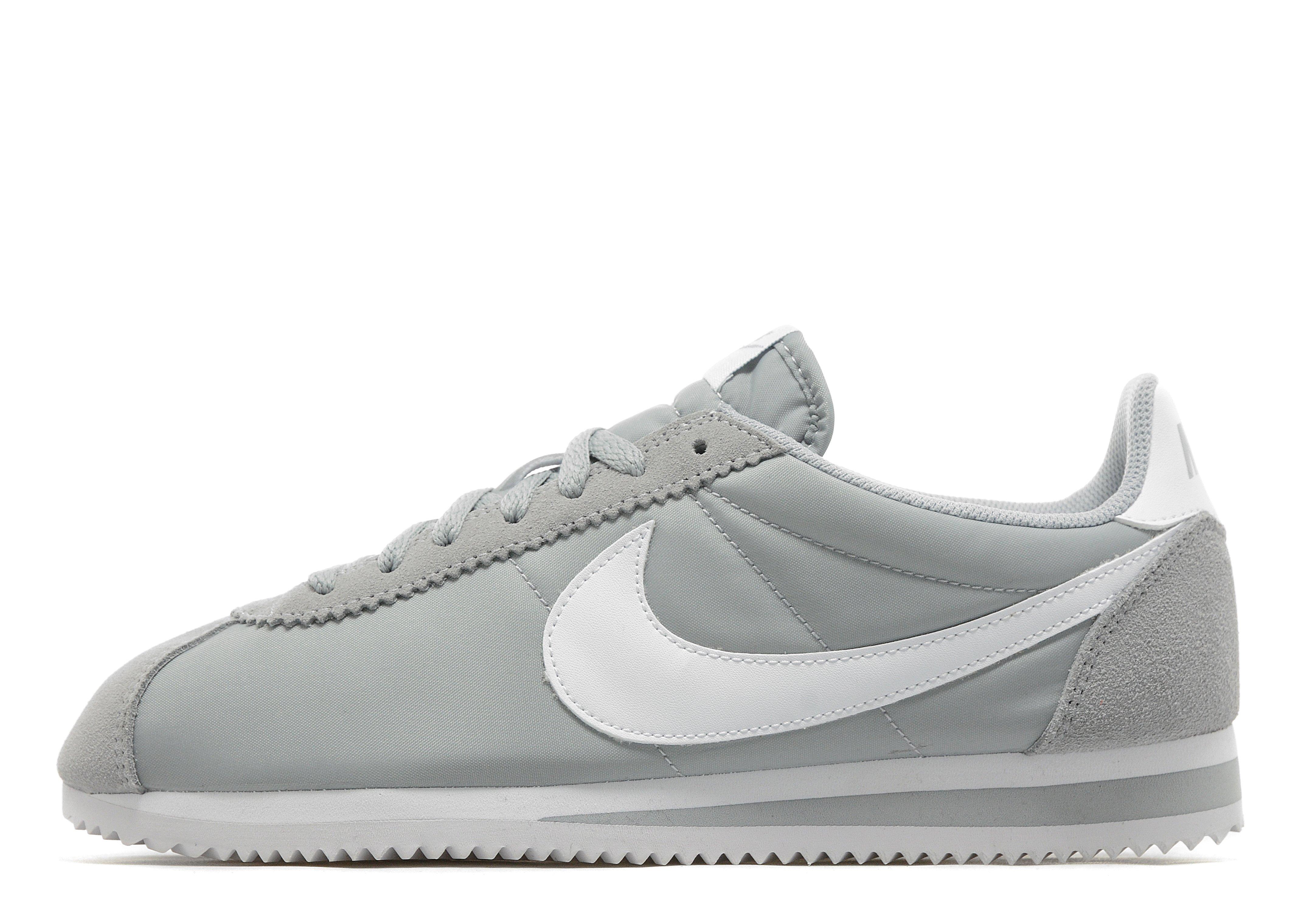 cortez shoes foot locker
