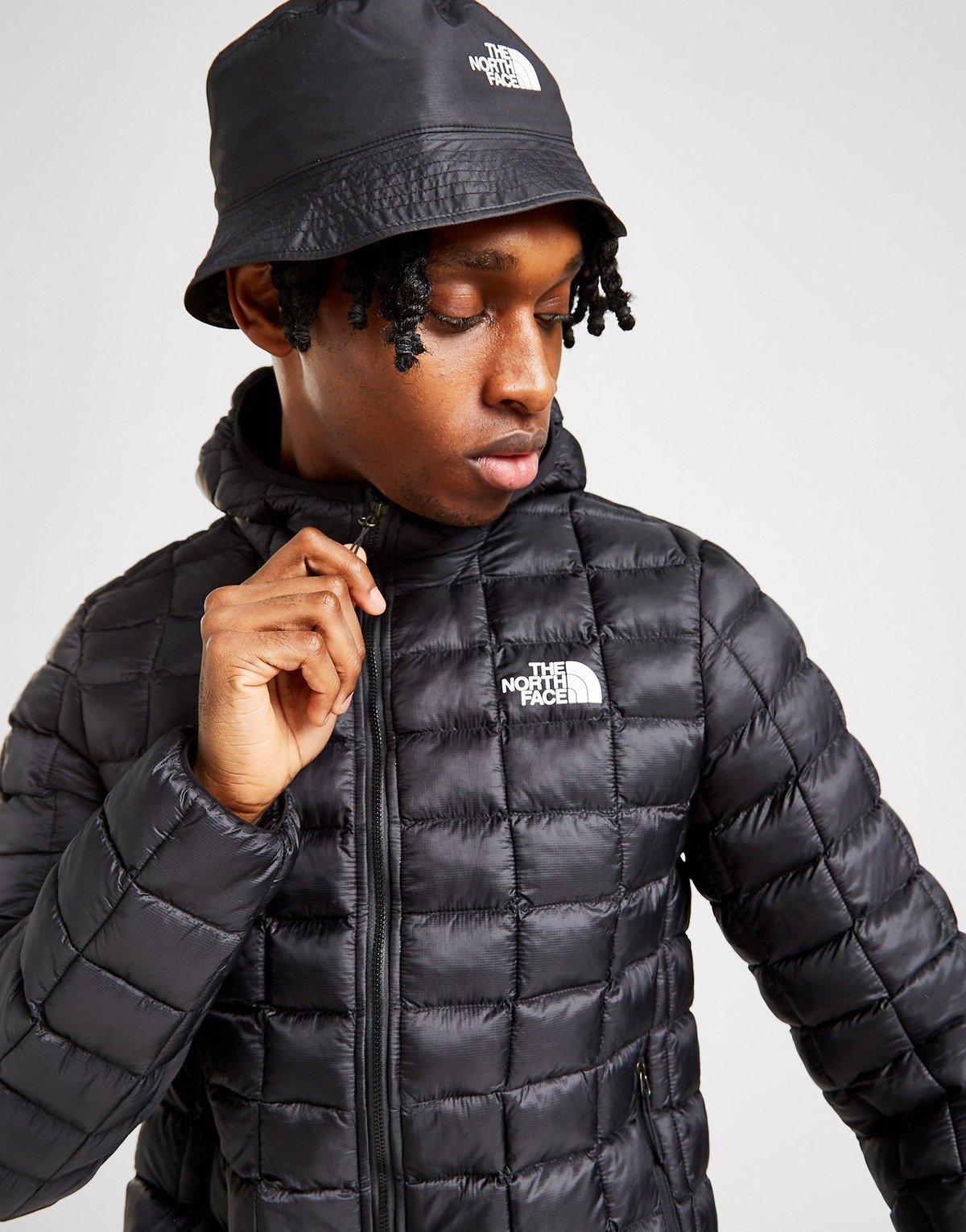 The north face black on sale thermoball hooded jacket