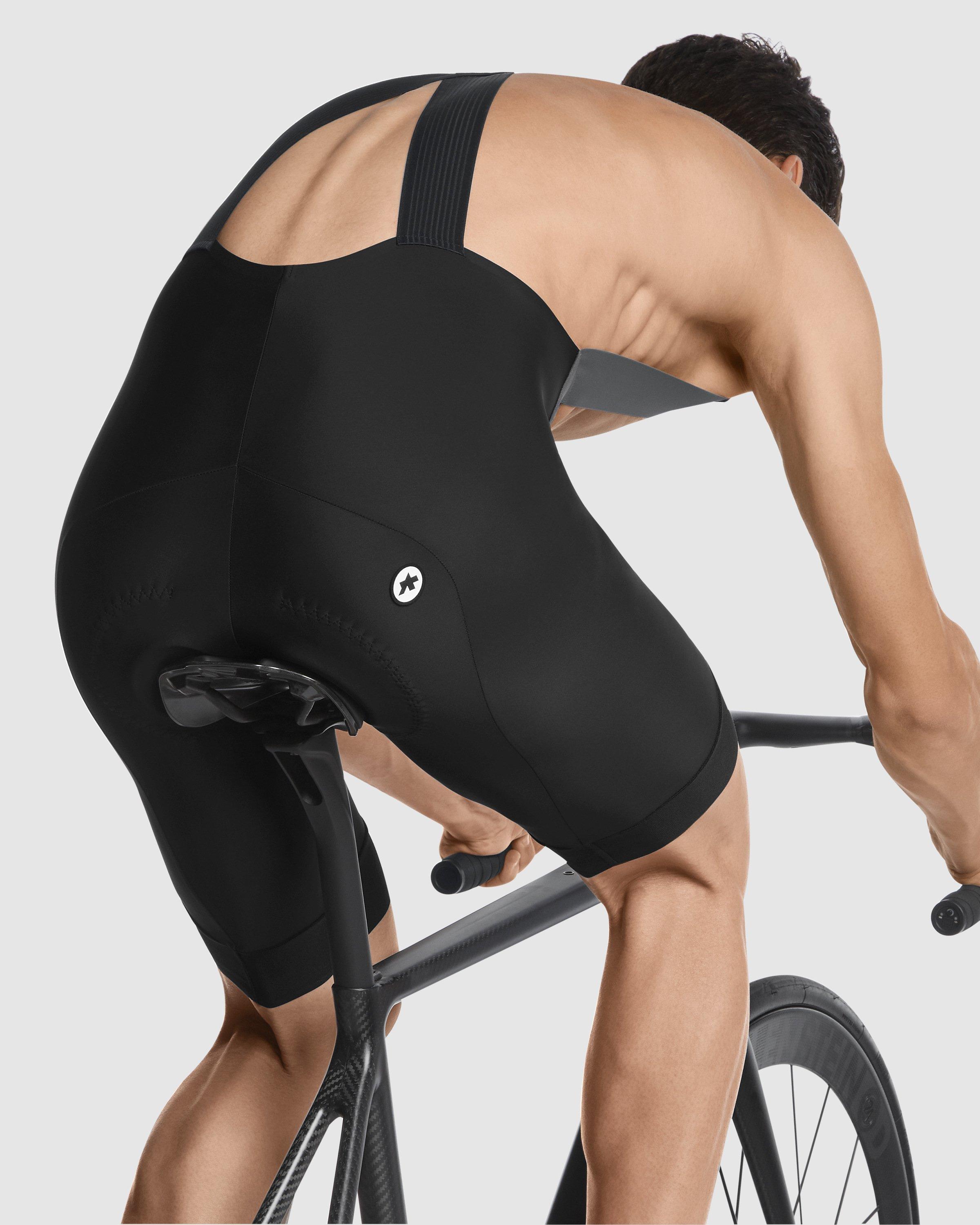 Assos bicycle hot sale shorts