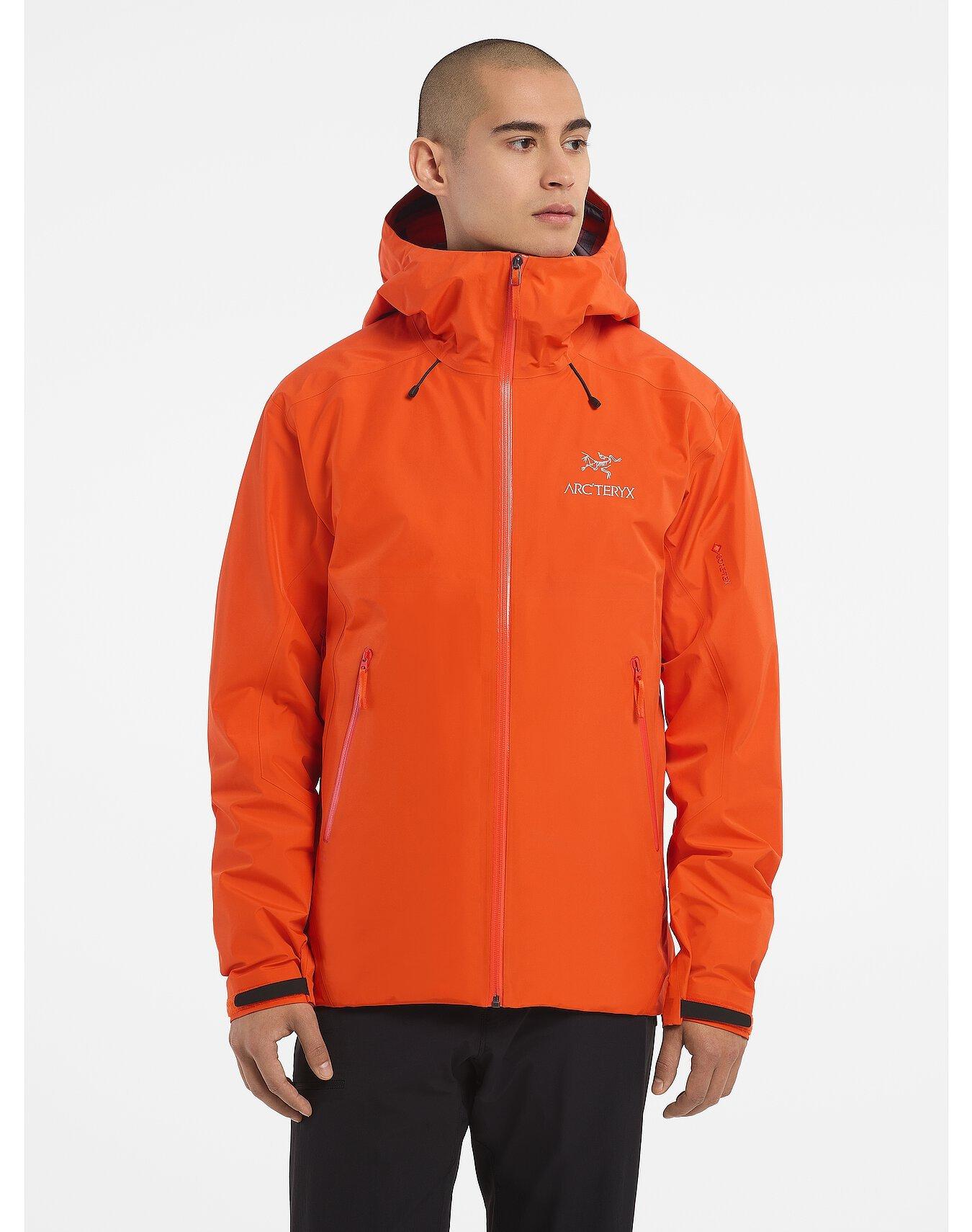 Arc’teryx Beta LT orange中古で購入し1度も着てません