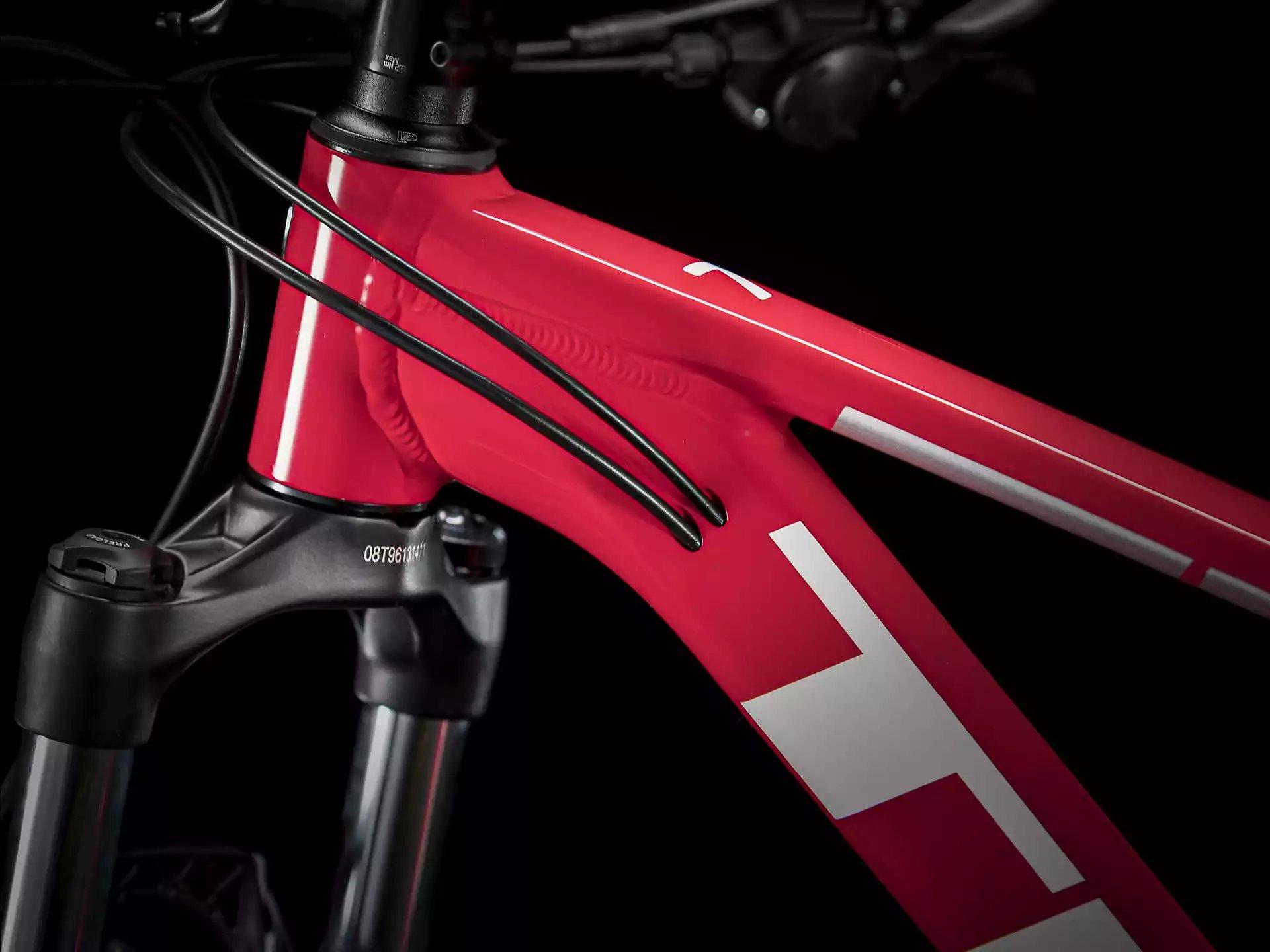 Trek marlin 7 shop 2020 viper red