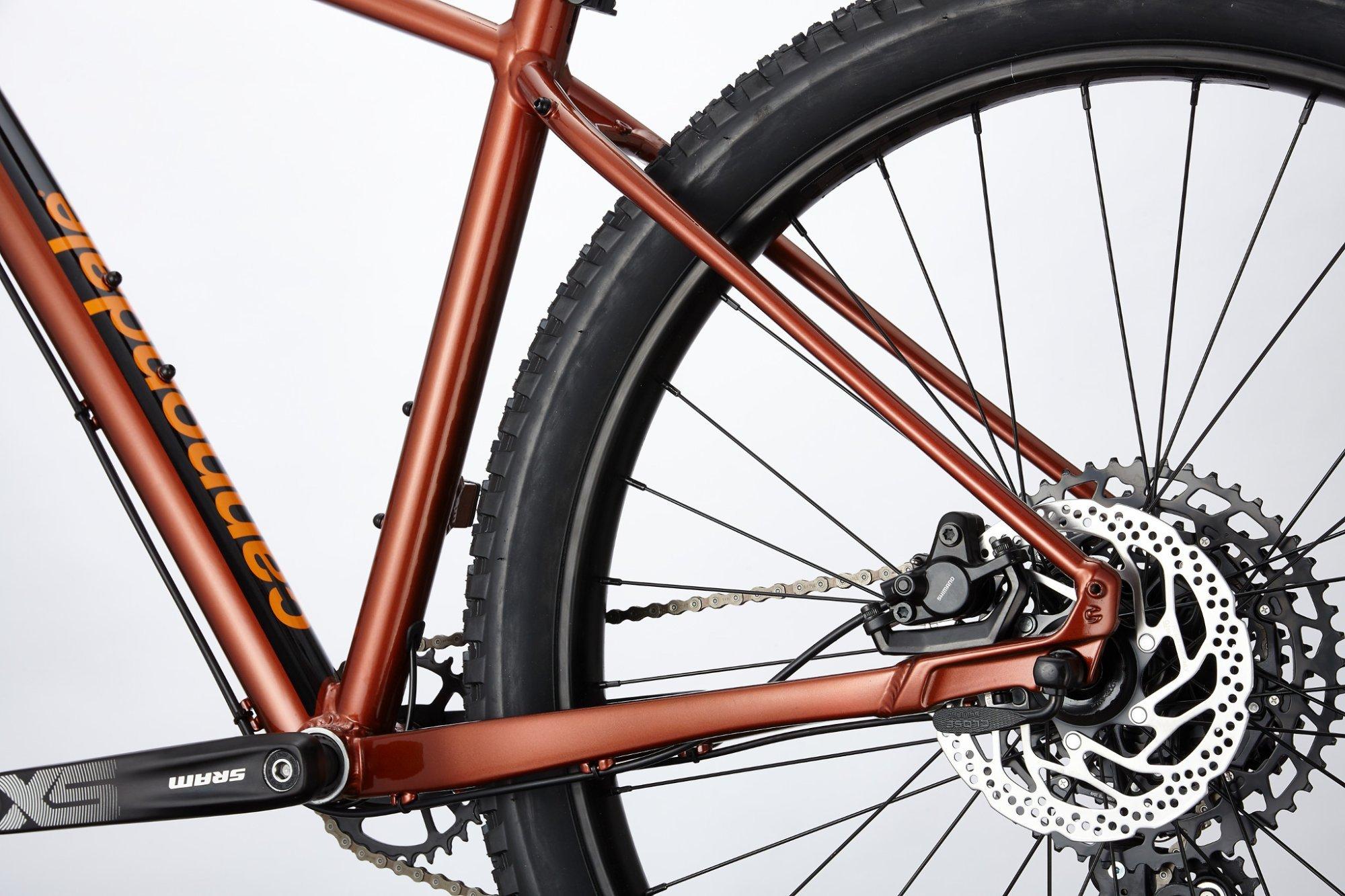 cannondale hardtail mountain bike