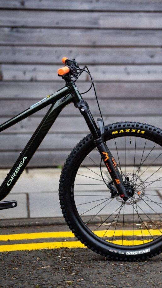 Orbea Laufey H10 2023 Mountain Bike Dark Green Metallic Tiso
