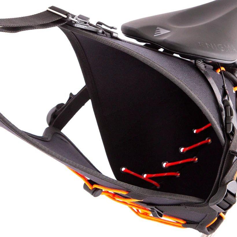 Restrap Saddle Bag (14L) - Black | Tiso UK